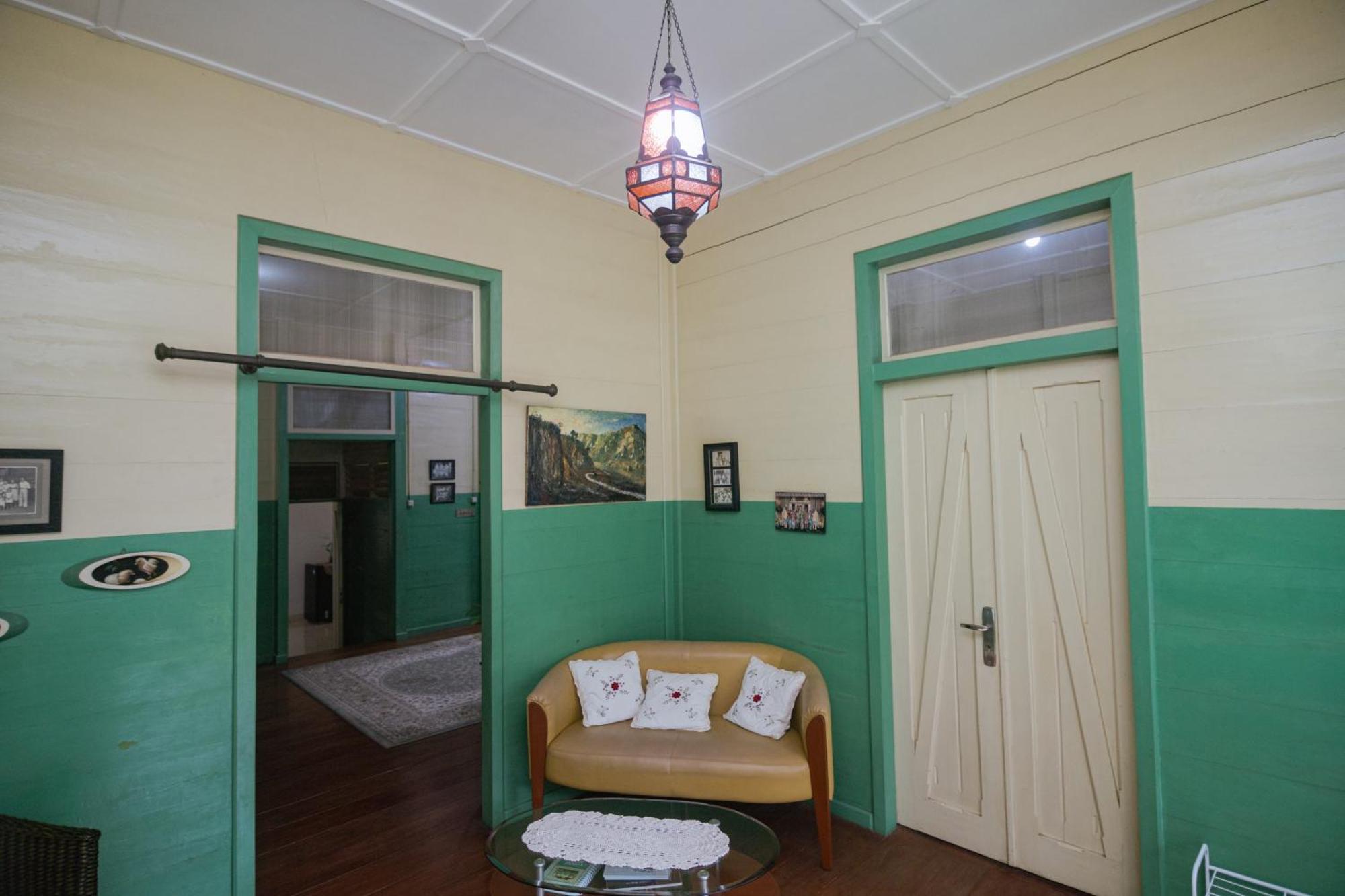 בוקיטינגי Rumah Nizar מראה חיצוני תמונה